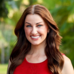 Headshot Kelly Simek