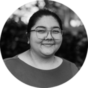 Shelby Headshots 1 Bw Circle